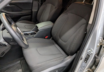 Подержанный автомобиль Hyundai Creta 2022 года (12 фото)