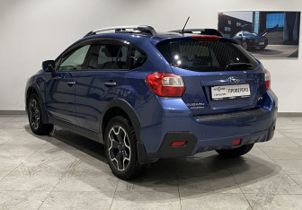 Подержанный автомобиль Subaru XV 2013 года (7 фото)