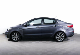 Подержанный автомобиль Kia Rio Sedan 2015 года (3 фото)