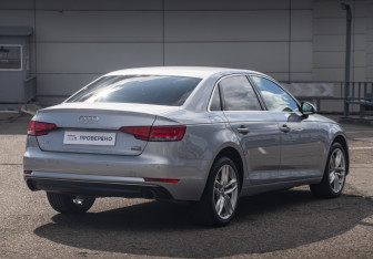 Подержанный автомобиль Audi A4 Sedan 2016 года (5 фото)