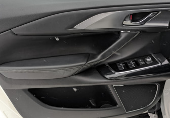 Подержанный автомобиль Mazda CX-9 2021 года (18 фото)