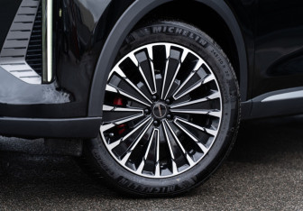 Новый Exeed RX 2025 (5 фото)