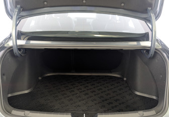 Подержанный автомобиль Geely Preface 2024 года (10 фото)