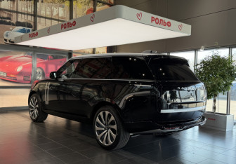 Новый Land Rover Range Rover 2025 (3 фото)