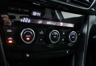 Подержанный автомобиль Mazda 6 Sedan 2014 года (14 фото)