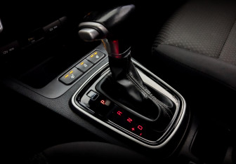 Подержанный автомобиль Kia Rio Hatchback 2021 года (27 фото)