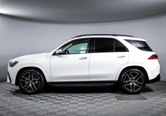 Подержанный автомобиль Mercedes-Benz GLE 2020 года (8 фото)
