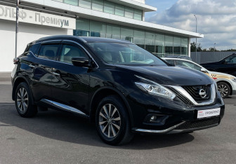 Подержанный автомобиль Nissan Murano Suv 2016 года (3 фото)
