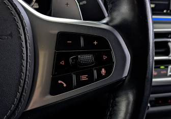 Подержанный автомобиль BMW X6 2020 года (30 фото)