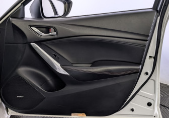 Подержанный автомобиль Mazda 6 Sedan 2013 года (25 фото)
