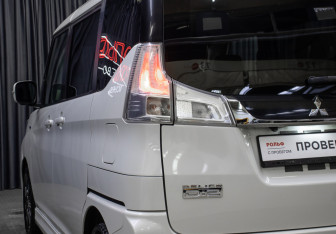 Подержанный автомобиль Mitsubishi Delica D:2 Microvan 2019 года (22 фото)