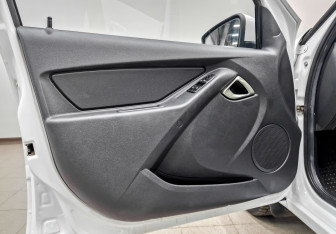Подержанный автомобиль LADA (ВАЗ) Granta Sedan 2022 года (19 фото)