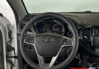 Подержанный автомобиль LADA (ВАЗ) Vesta Sedan 2021 года (13 фото)