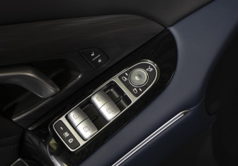 Подержанный автомобиль Voyah Free 2023 года (20 фото)