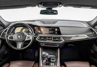 Подержанный автомобиль BMW X6 2020 года (14 фото)