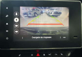 Подержанный автомобиль Renault Arkana 2019 года (17 фото)