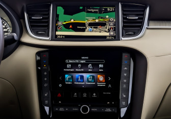 Подержанный автомобиль Infiniti QX50 2021 года (15 фото)