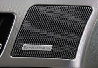 Подержанный автомобиль Jaguar XF Sedan 2012 года (15 фото)