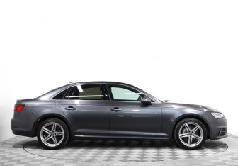 Подержанный автомобиль Audi A4 Sedan 2017 года (4 фото)