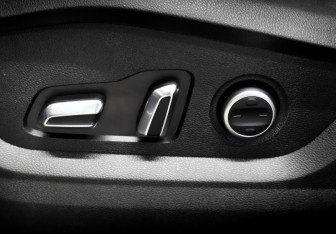 Подержанный автомобиль Exeed LX 2022 года (22 фото)