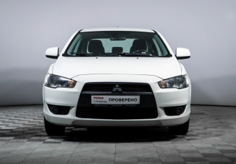 Подержанный автомобиль Mitsubishi Lancer Sedan 2008 года (2 фото)