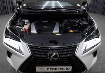 Подержанный автомобиль Lexus NX 2018 года (9 фото)