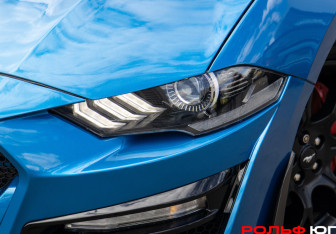 Подержанный автомобиль Ford Mustang Coupe 2019 года (17 фото)