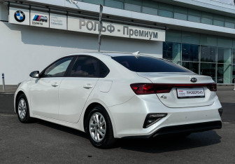 Подержанный автомобиль Kia K3 Sedan 2019 года (7 фото)