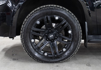 Подержанный автомобиль Chevrolet Tahoe 2017 года (28 фото)