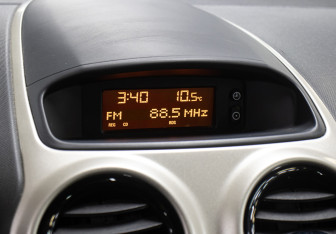 Подержанный автомобиль Opel Corsa 2007 года (19 фото)