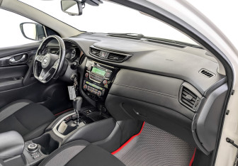 Подержанный автомобиль Nissan Qashqai 2020 года (11 фото)
