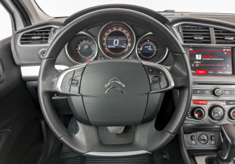 Подержанный автомобиль Citroen C4 Sedan 2021 года (21 фото)