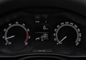 Подержанный автомобиль Skoda Rapid Liftback 2022 года (16 фото)