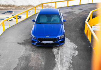 Подержанный автомобиль Genesis G70 2021 года (5 фото)