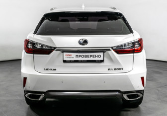 Подержанный автомобиль Lexus RX 2016 года (6 фото)