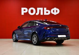 Подержанный автомобиль Kia K5 2020 года (7 фото)