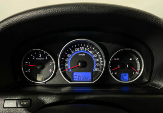 Подержанный автомобиль Hyundai ix55 2011 года (11 фото)