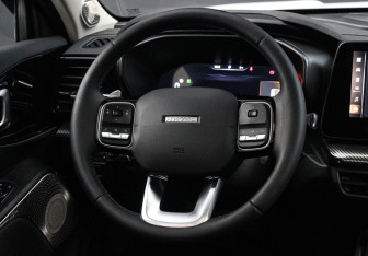 Подержанный автомобиль Haval H3 2024 года (15 фото)