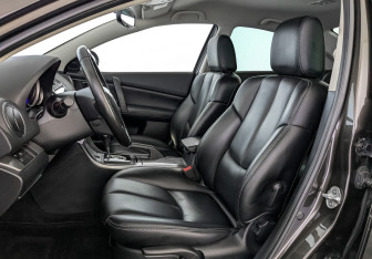 Подержанный автомобиль Mazda 6 Sedan 2012 года (20 фото)