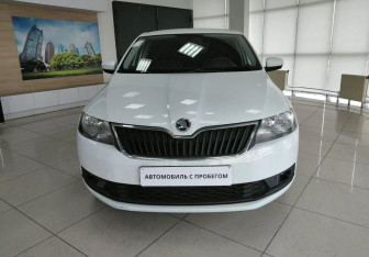 Подержанный автомобиль Skoda Rapid Liftback 2019 года (2 фото)
