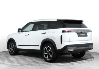 Подержанный автомобиль Jaecoo J7 2023 года (7 фото)