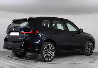 Новый BMW X1 2025 (2 фото)
