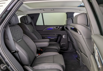 Новый Hongqi E-HS9 2023 (5 фото)