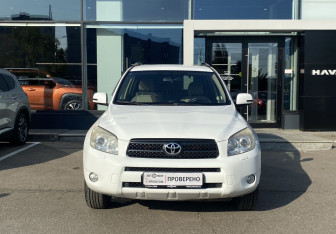 Подержанный автомобиль Toyota RAV4 2006 года (2 фото)