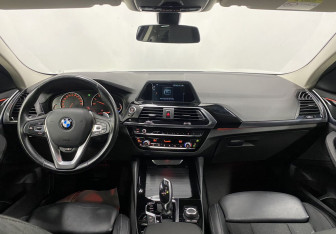 Подержанный автомобиль BMW X4 2019 года (12 фото)