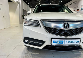 Подержанный автомобиль Acura MDX 2014 года (8 фото)