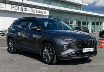 Подержанный автомобиль Hyundai Tucson 2021 года (3 фото)