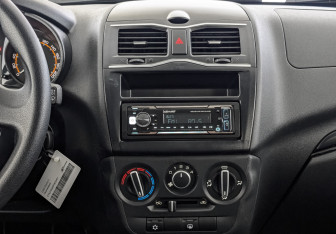 Подержанный автомобиль LADA (ВАЗ) Granta Sedan 2023 года (17 фото)