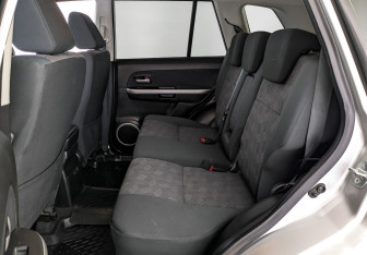 Подержанный автомобиль Suzuki Grand Vitara 2014 года (18 фото)
