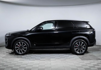 Подержанный автомобиль Jaecoo J7 2023 года (8 фото)